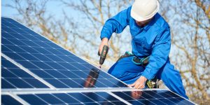 Installation Maintenance Panneaux Solaires Photovoltaïques à Saint-Dalmas-le-Selvage